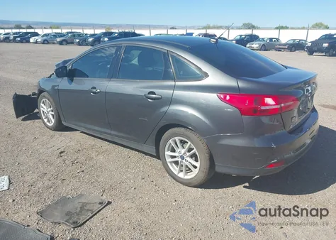 2017 Ford Focus Se z USA, uszkodzony, nr VIN 1FADP3F2XHL277178